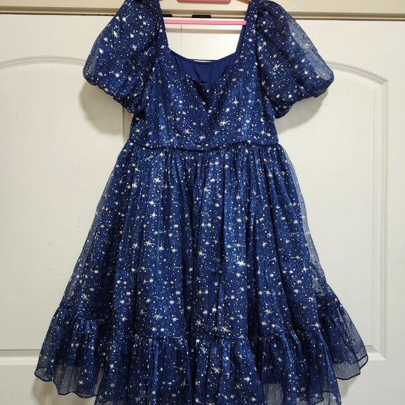 Chelsea Reece Dresses & Skirts - Chelsea Reece Novella Dress in Starlight